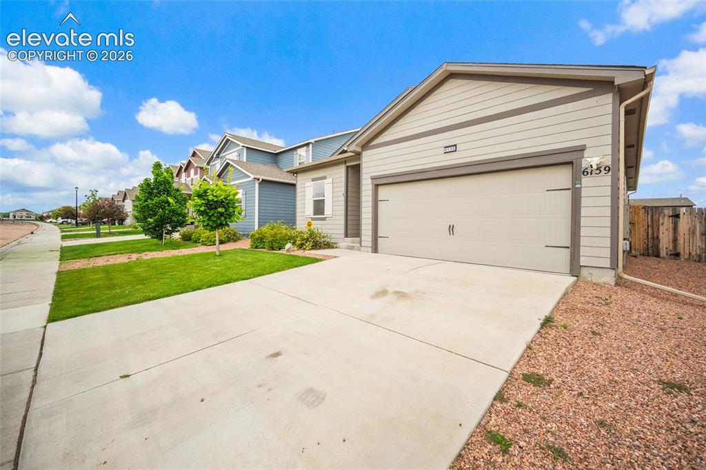 6159 Meadowbank Lane