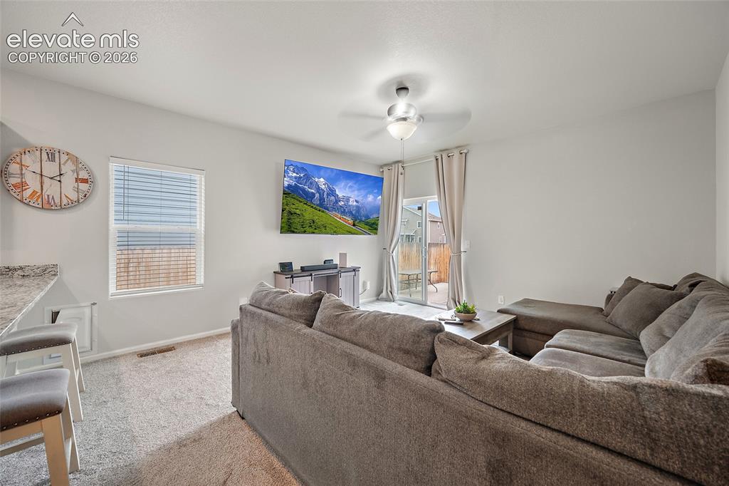 6159 Meadowbank Lane