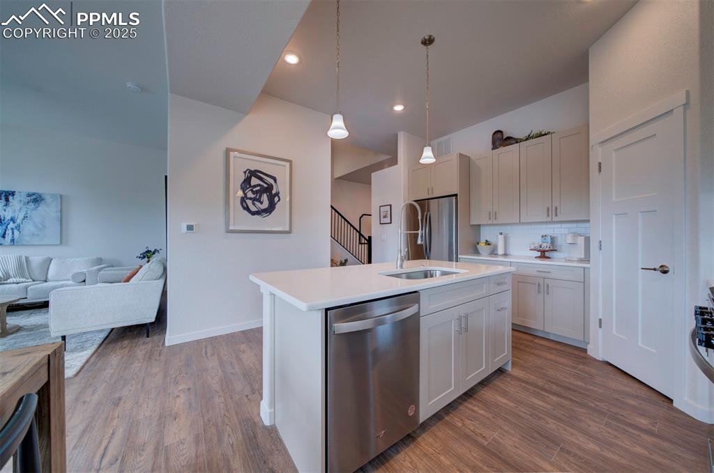 2154 Keara Heights