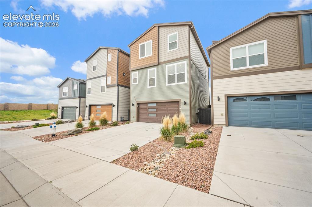 2402 Pony Club Lane