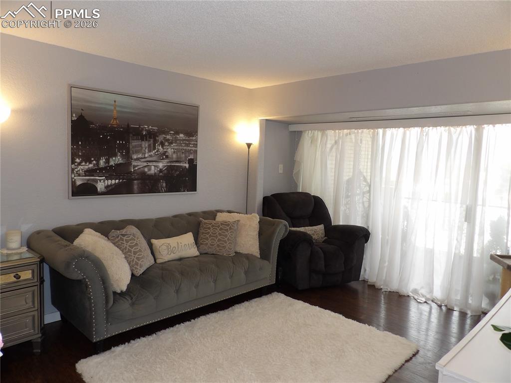 411 Lakewood Circle A306