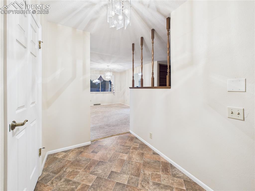 2210 Greenwich Circle