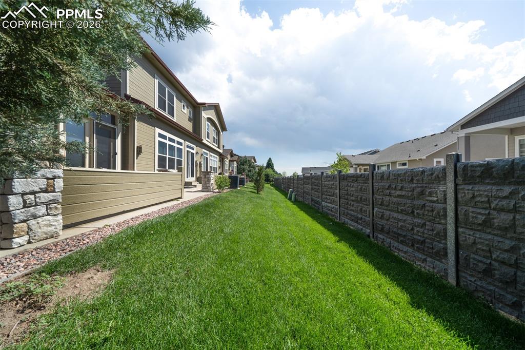 6512 Range Overlook Heights