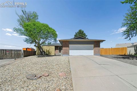 903 Bluelace Drive Pueblo CO 81001