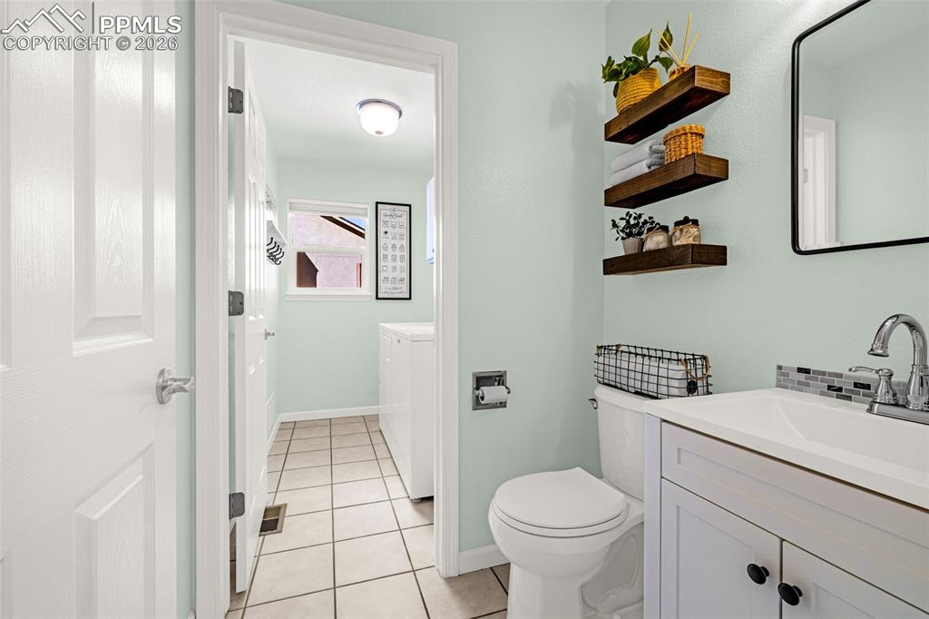 7460 Waterside Drive