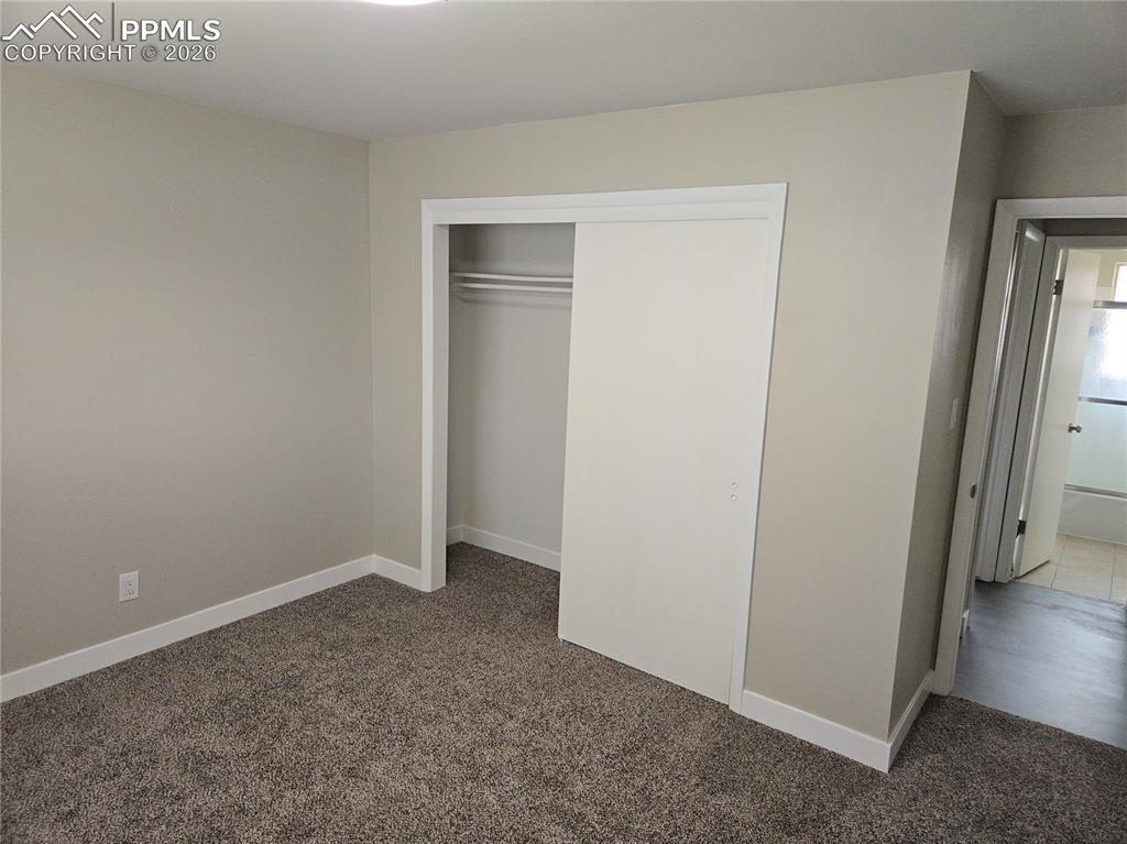 1120 Holland Park Boulevard