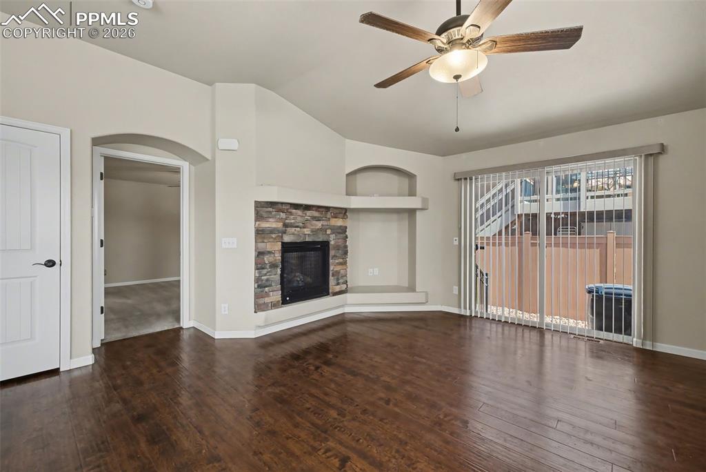 6623 Young Oak Grove