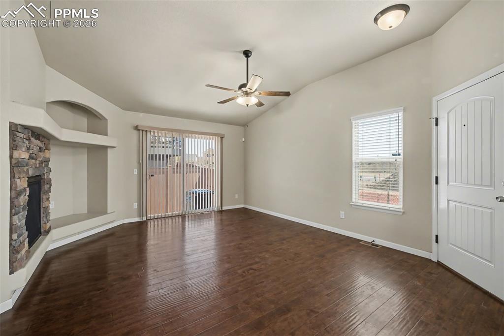 6623 Young Oak Grove