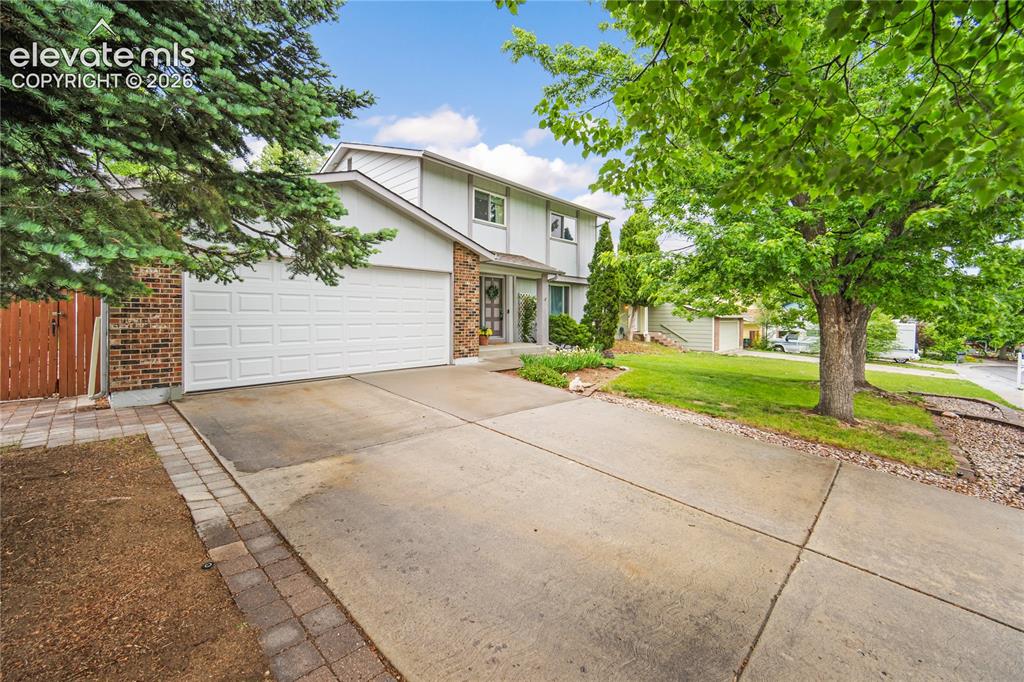 2998 Westcliff Circle