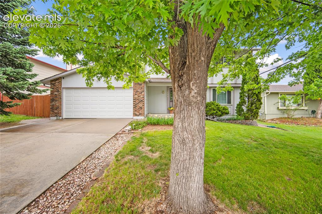 2998 Westcliff Circle