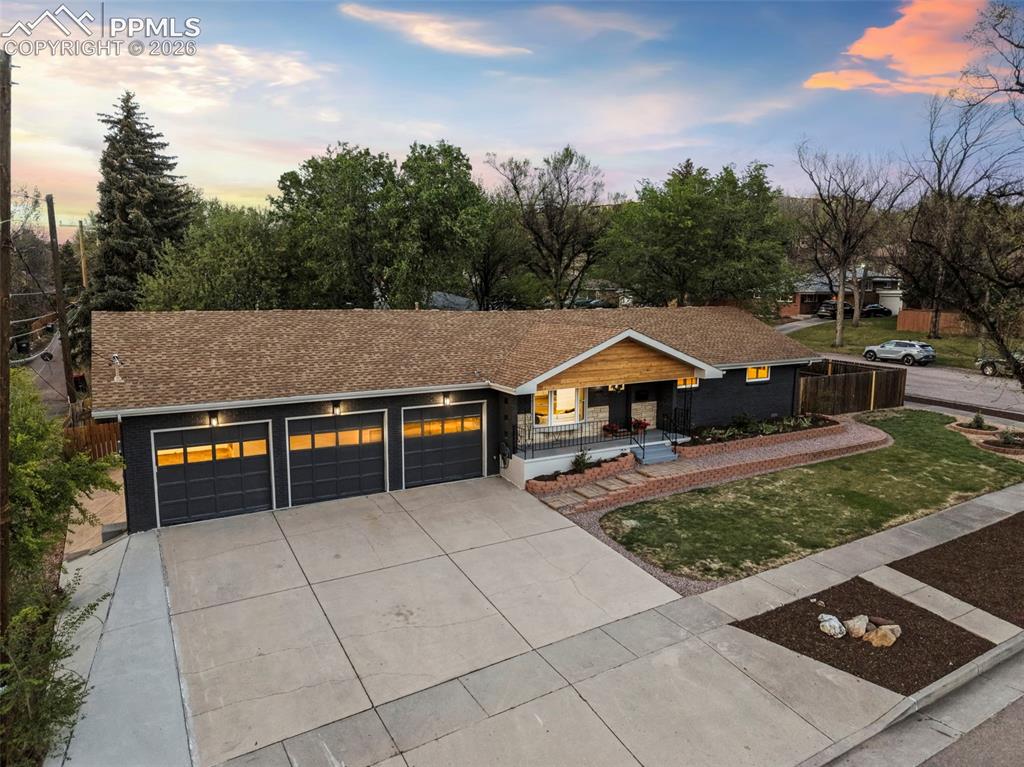 3106 W Fontanero Street