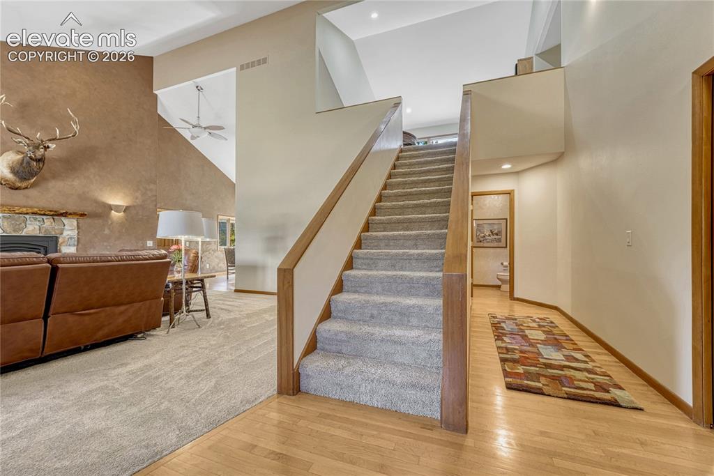 1055 HIDDEN VALLEY Road