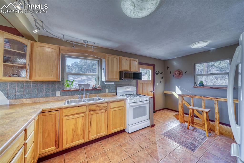 4351 County Road 12