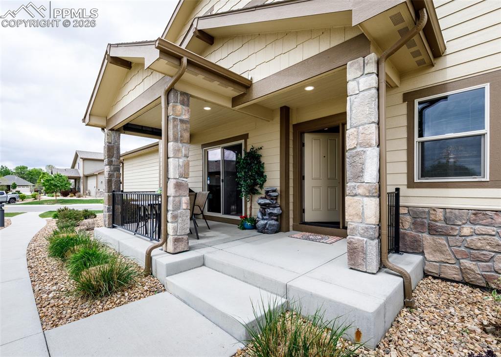 1922 Sunshine Peak Drive