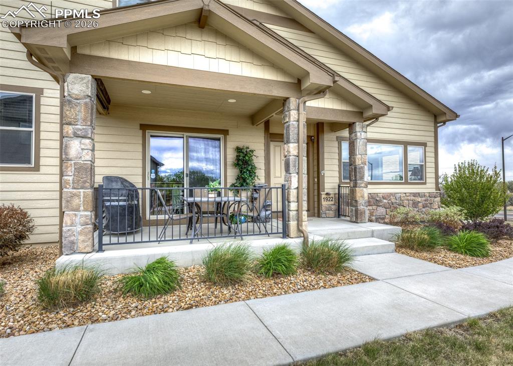 1922 Sunshine Peak Drive