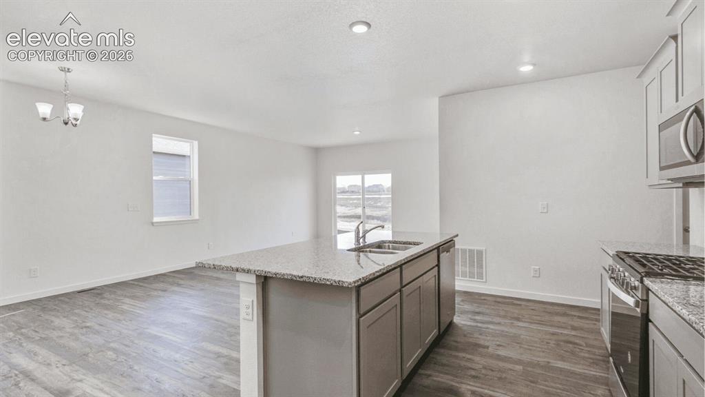 6724 Dragontail Terrace