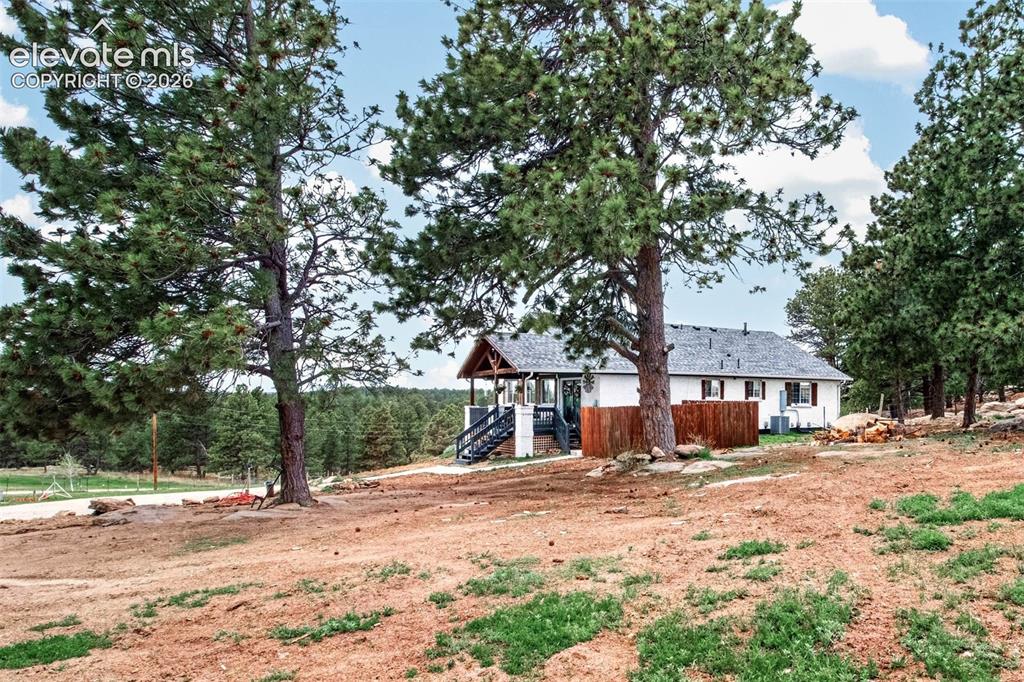 22991 Deer Trail