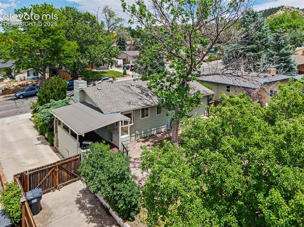 405 Redwood Drive