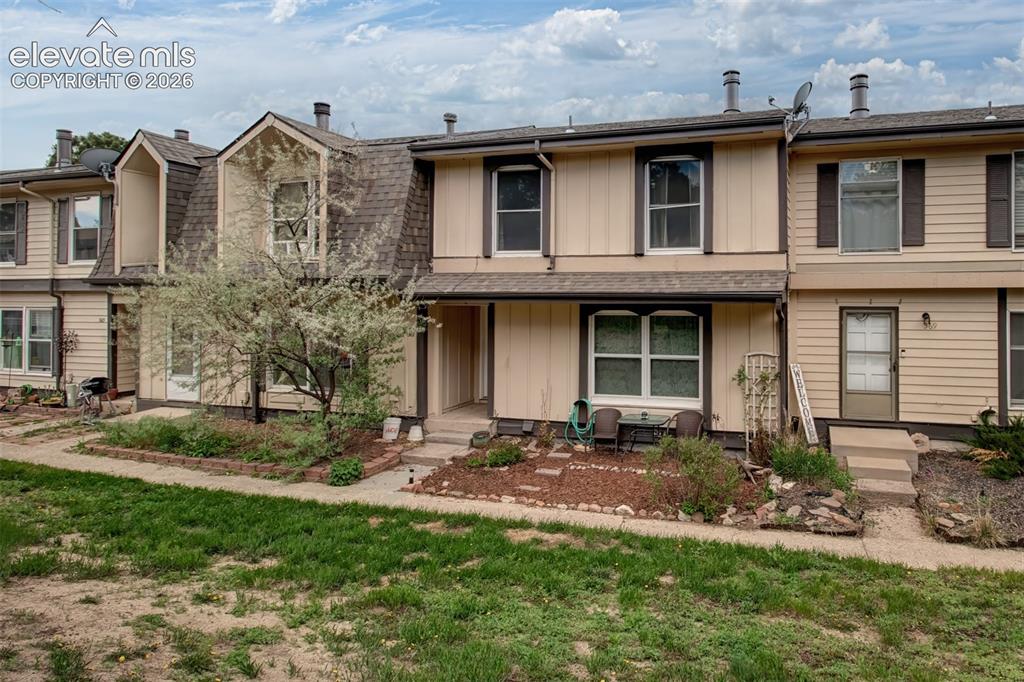 367 Raspberry Lane