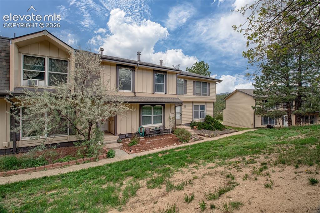 367 Raspberry Lane