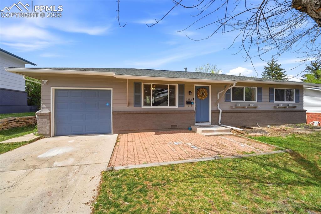 1212 Rainier Drive