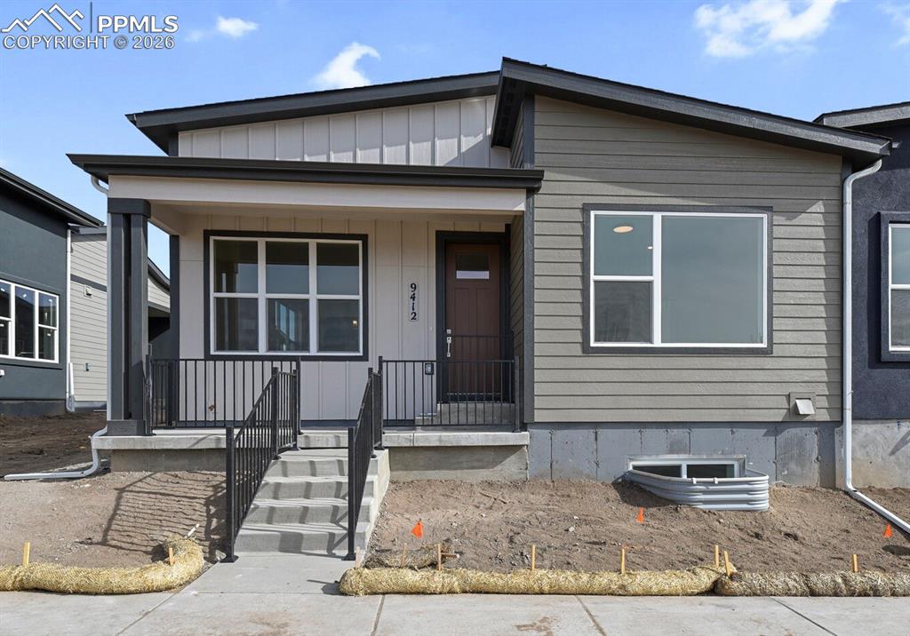 9412 Roseate View