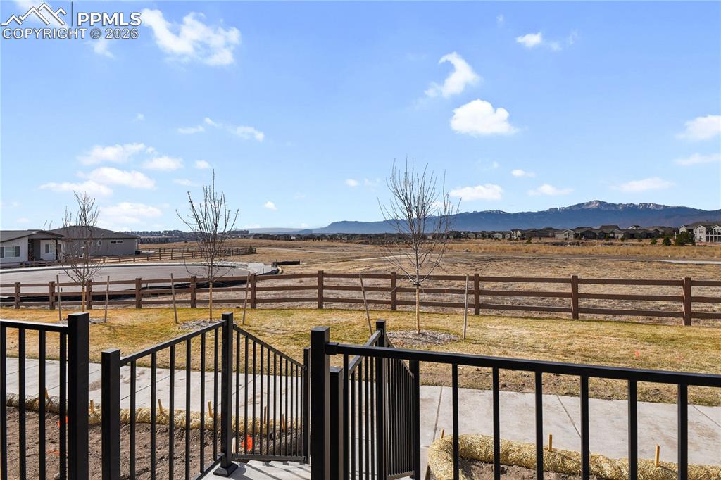 9412 Roseate View