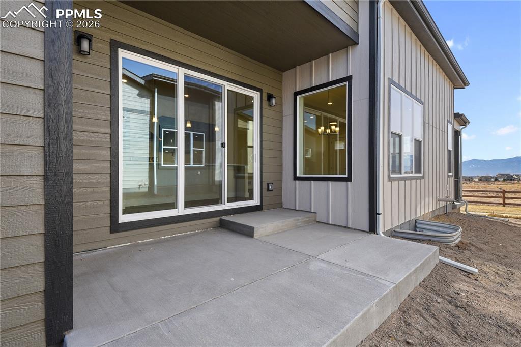 9412 Roseate View