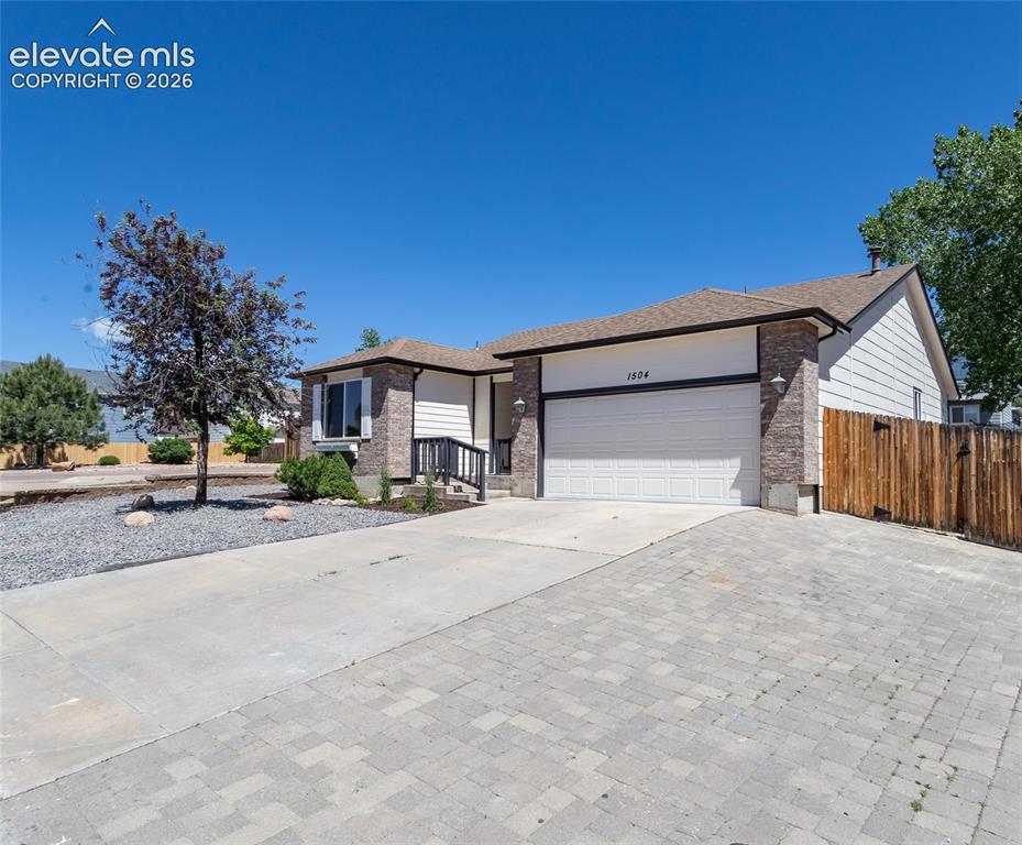 1504 Ancestra Drive