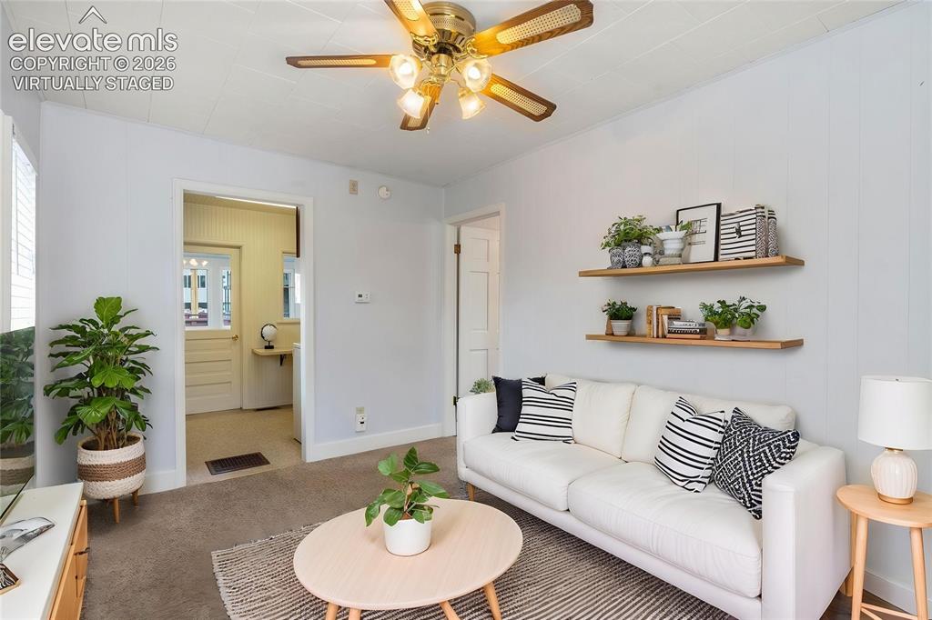 1711 S Cascade Avenue