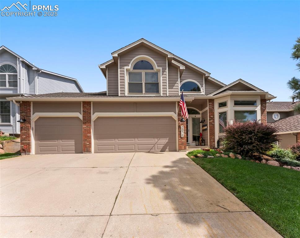 2075 Kittridge Avenue