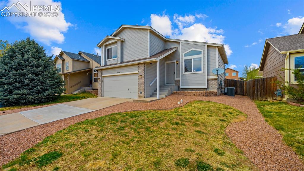 7234 Moss Bluff Court
