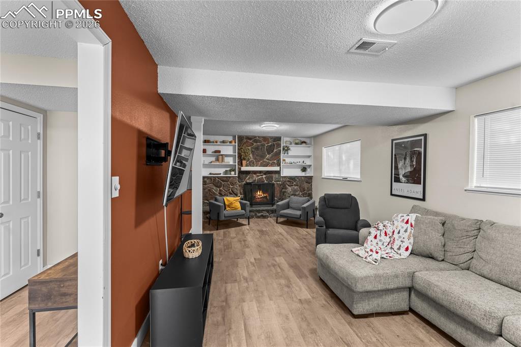1511 Saratoga Drive