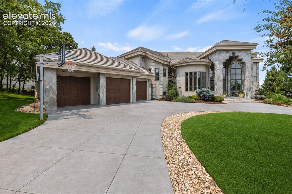 4660 Bradford Heights