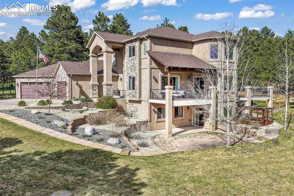 450 E Stirrup Trail
