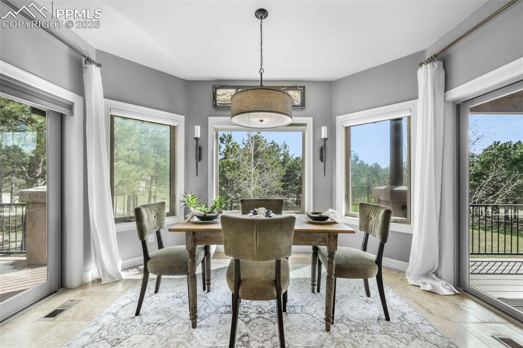 450 E Stirrup Trail