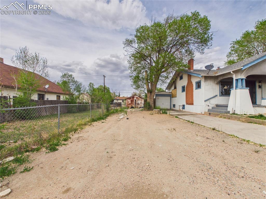 807 E 12th Street