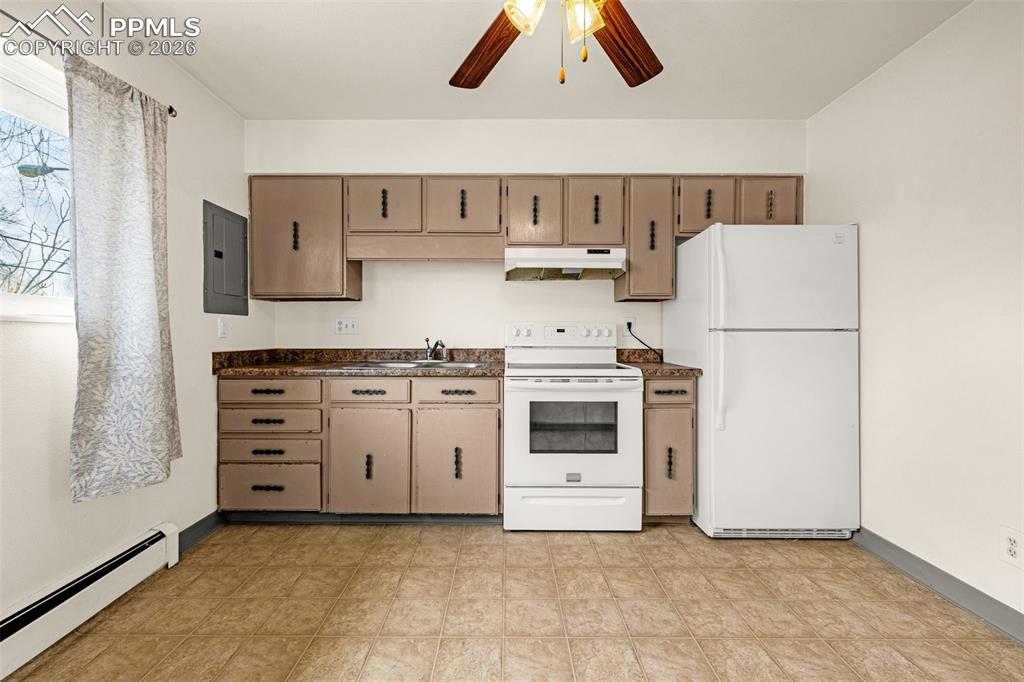 2585 E Cache La Poudre Street