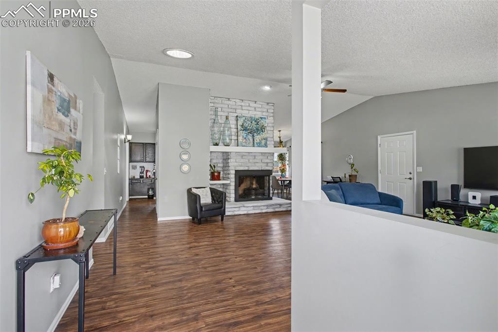 5250 Mule Deer Drive