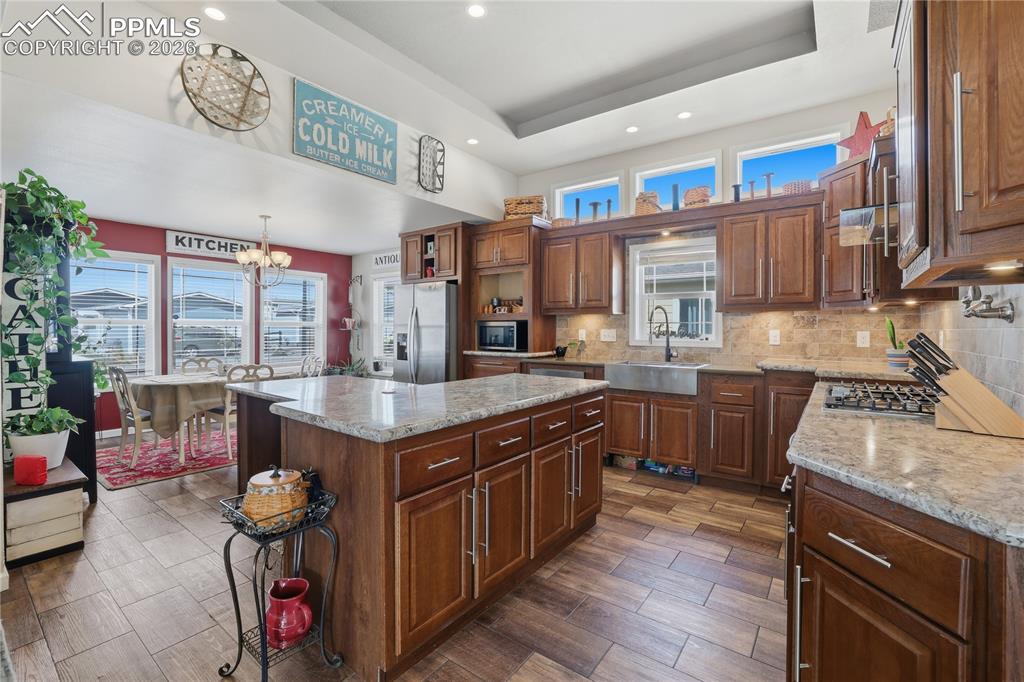 4294 Gray Fox Heights