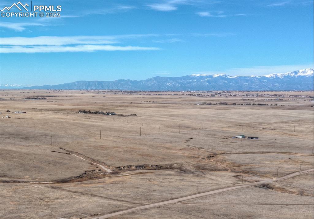 20533 Blue Springs View