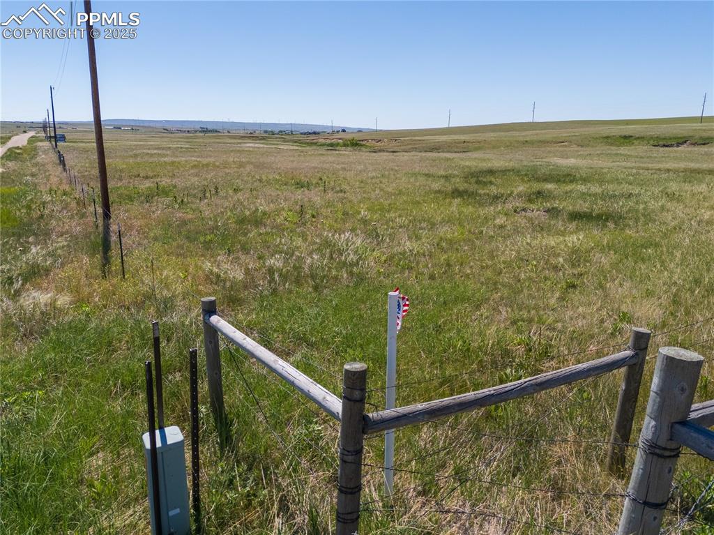 20533 Blue Springs View