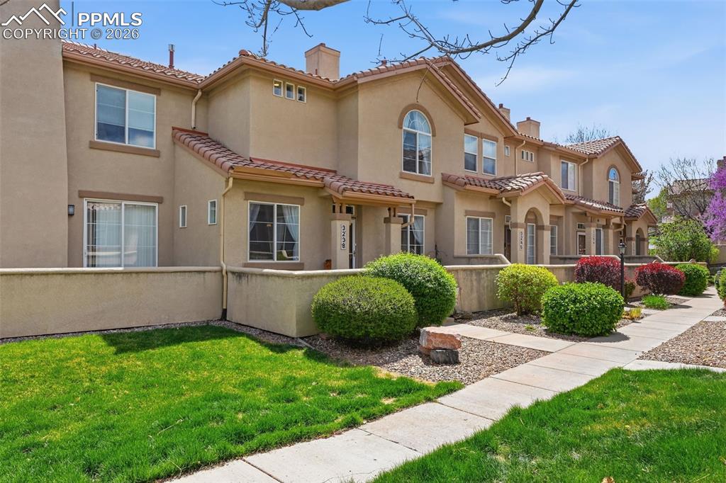 3238 Atrium Point