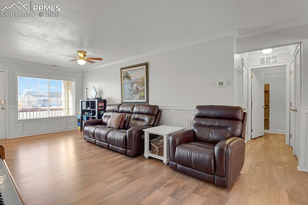 5507 Anna Lee Way