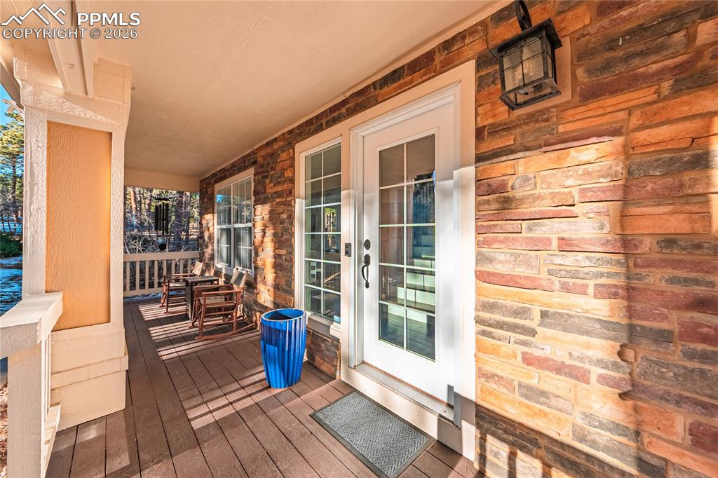 1530 Windwood Court