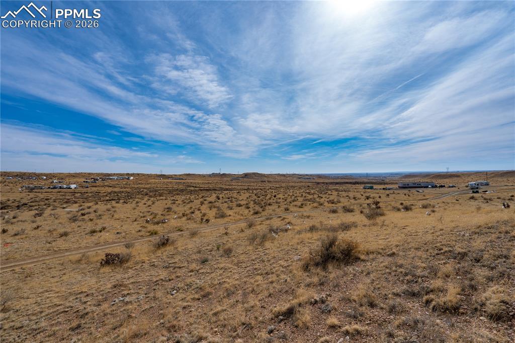 5975 Rattlesnake Point