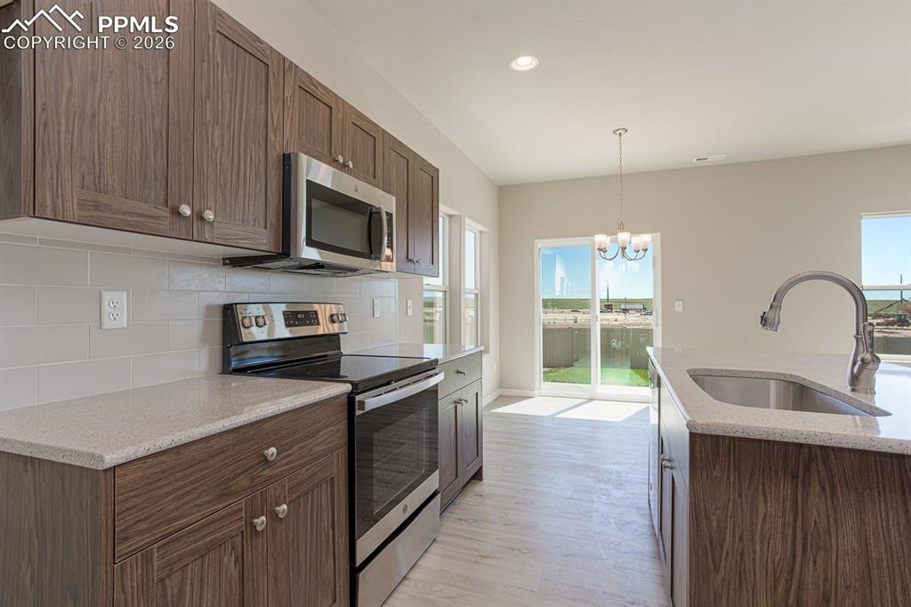 4915 Deer Haven View