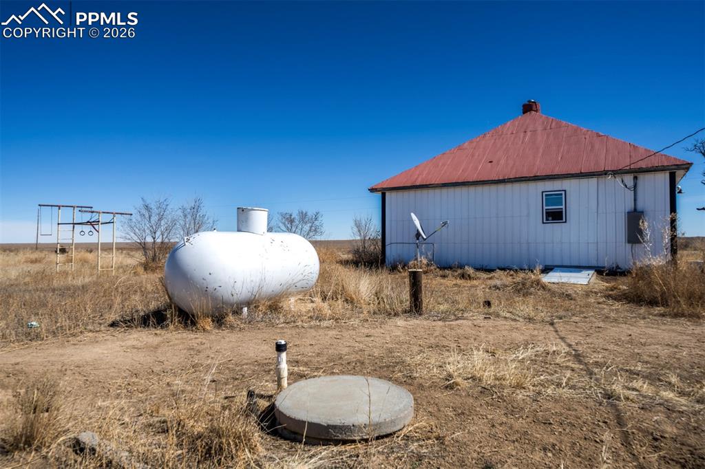 10573 County Road 165