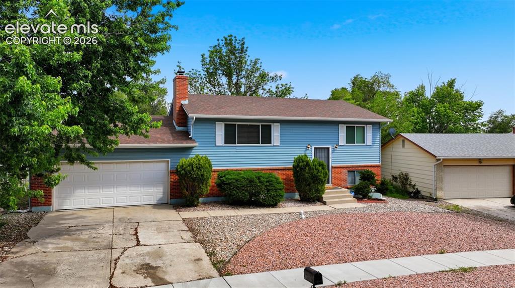 1219 Lewis Lane