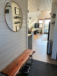 399 Maid Marian Drive